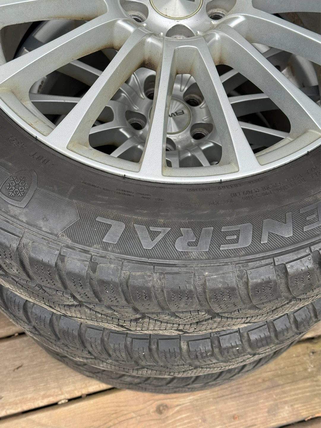 Tires and rims  225 60r 17 - photo 2