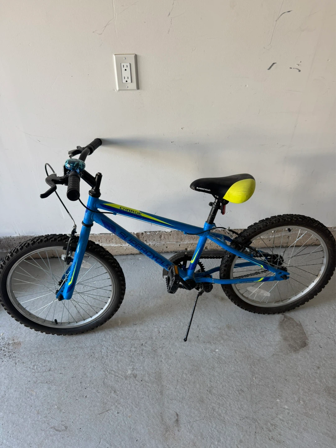 Blue BMX Bike - 20 inch Wheels - photo 2