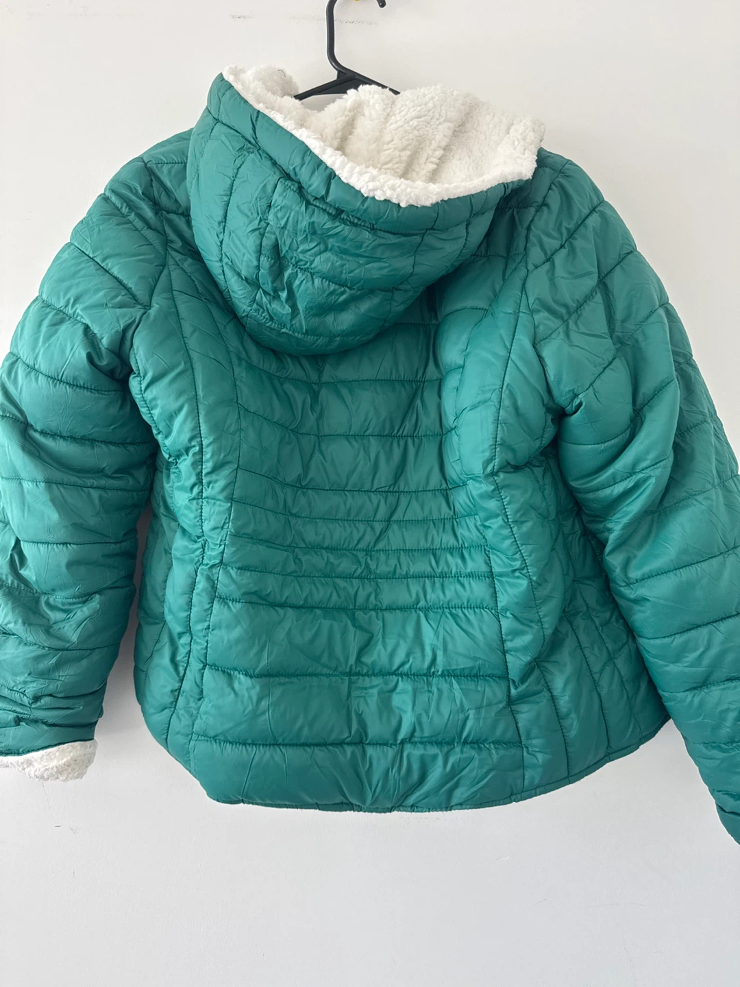 Women's Green Puffer Jacket with Sherpa Lining - photo 2