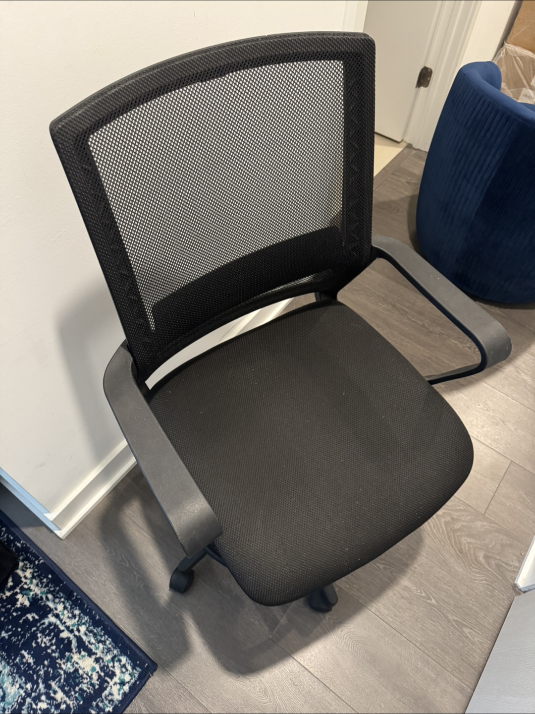 Black Mesh Office Chair