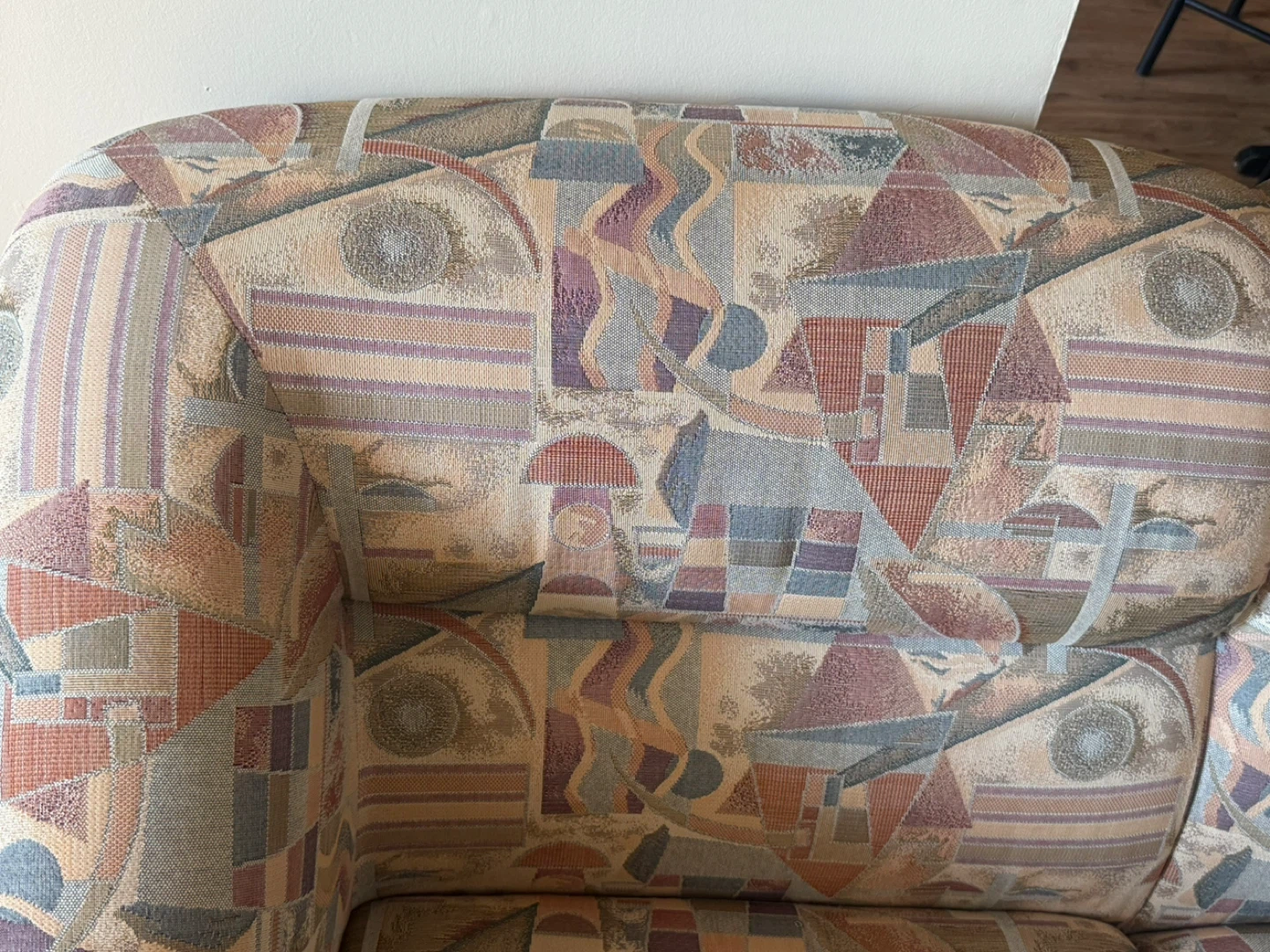 Beautiful Vintage Sofa Set for Sale - photo 5