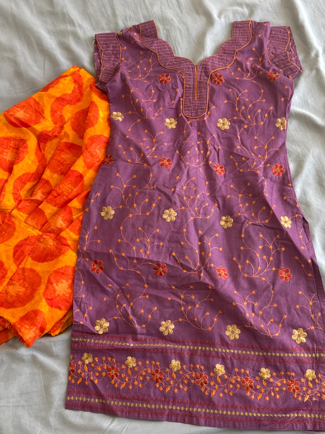 Purple Embroidered Kurti with Orange pants - photo 2