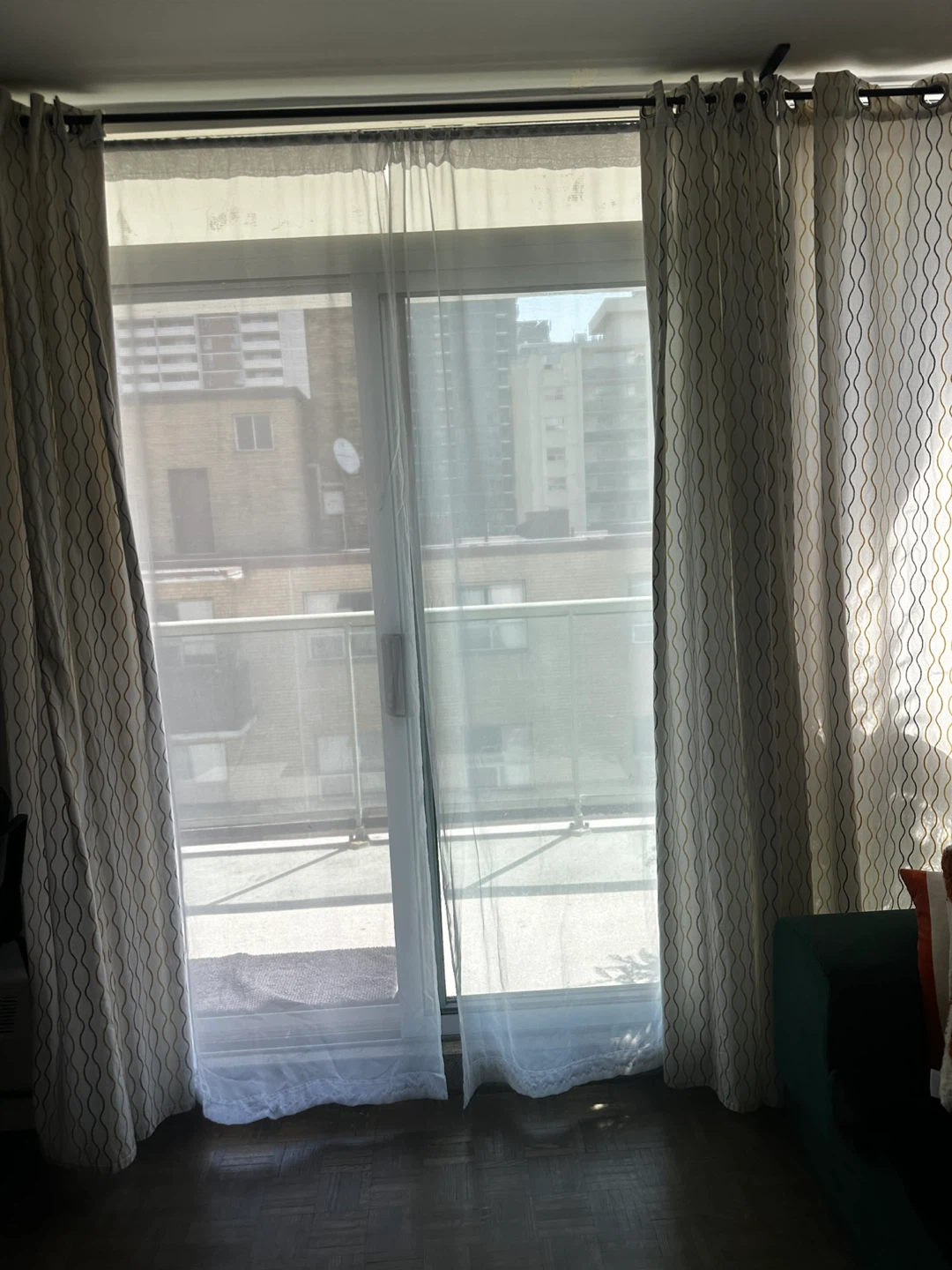 Set of 5Patterned Grommet Top Curtains - photo 4