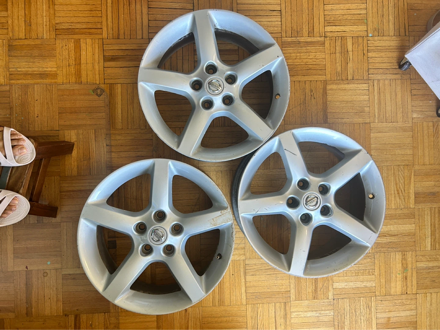 Nissan ZB200 17" Alloy Wheels