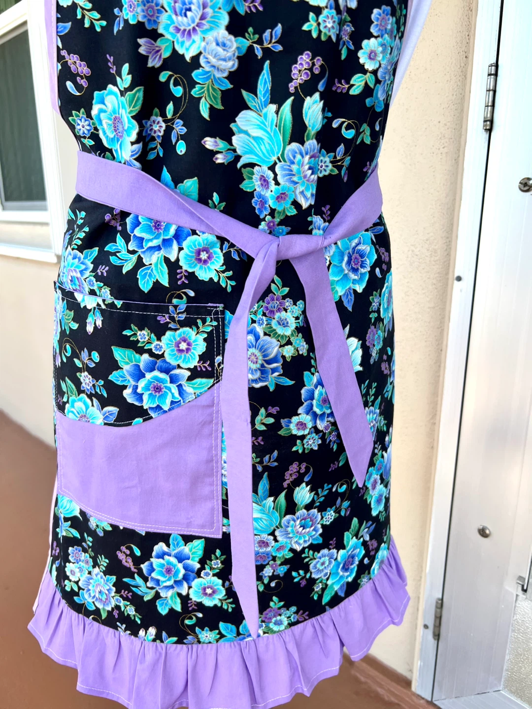 Floral Print Apron with Pockets and Ruffles - photo 3