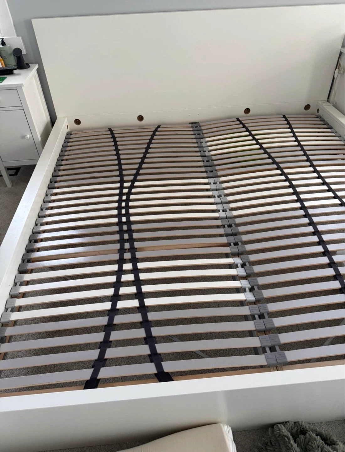 IKEA King bed frame with LONSET slats - photo 2
