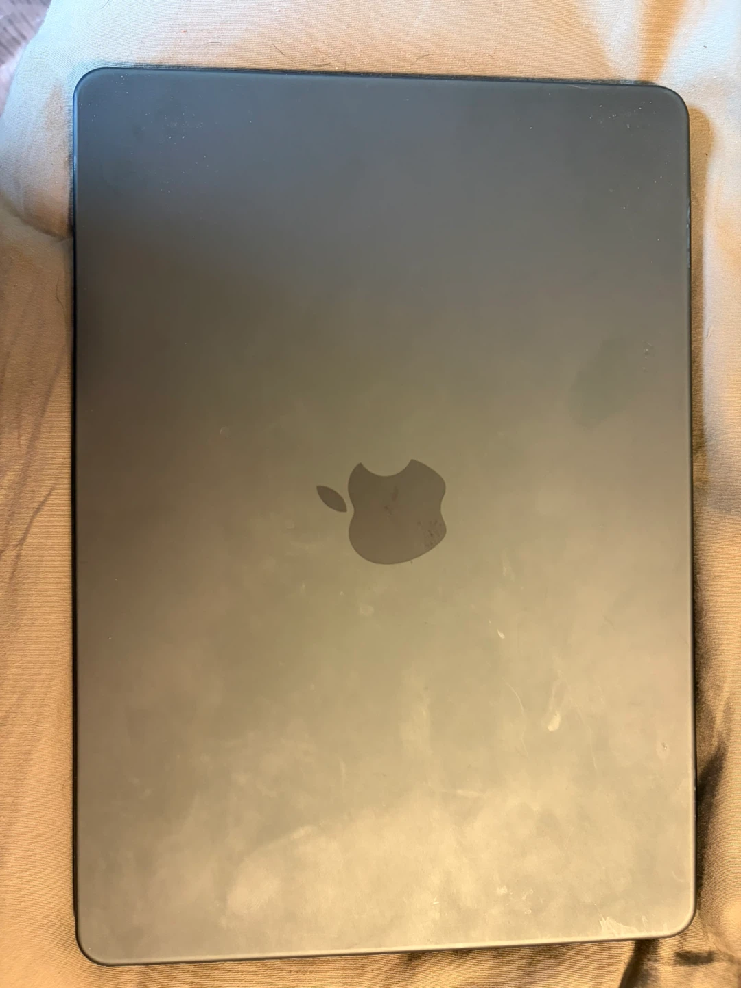 Apple MacBook Air M2 2022