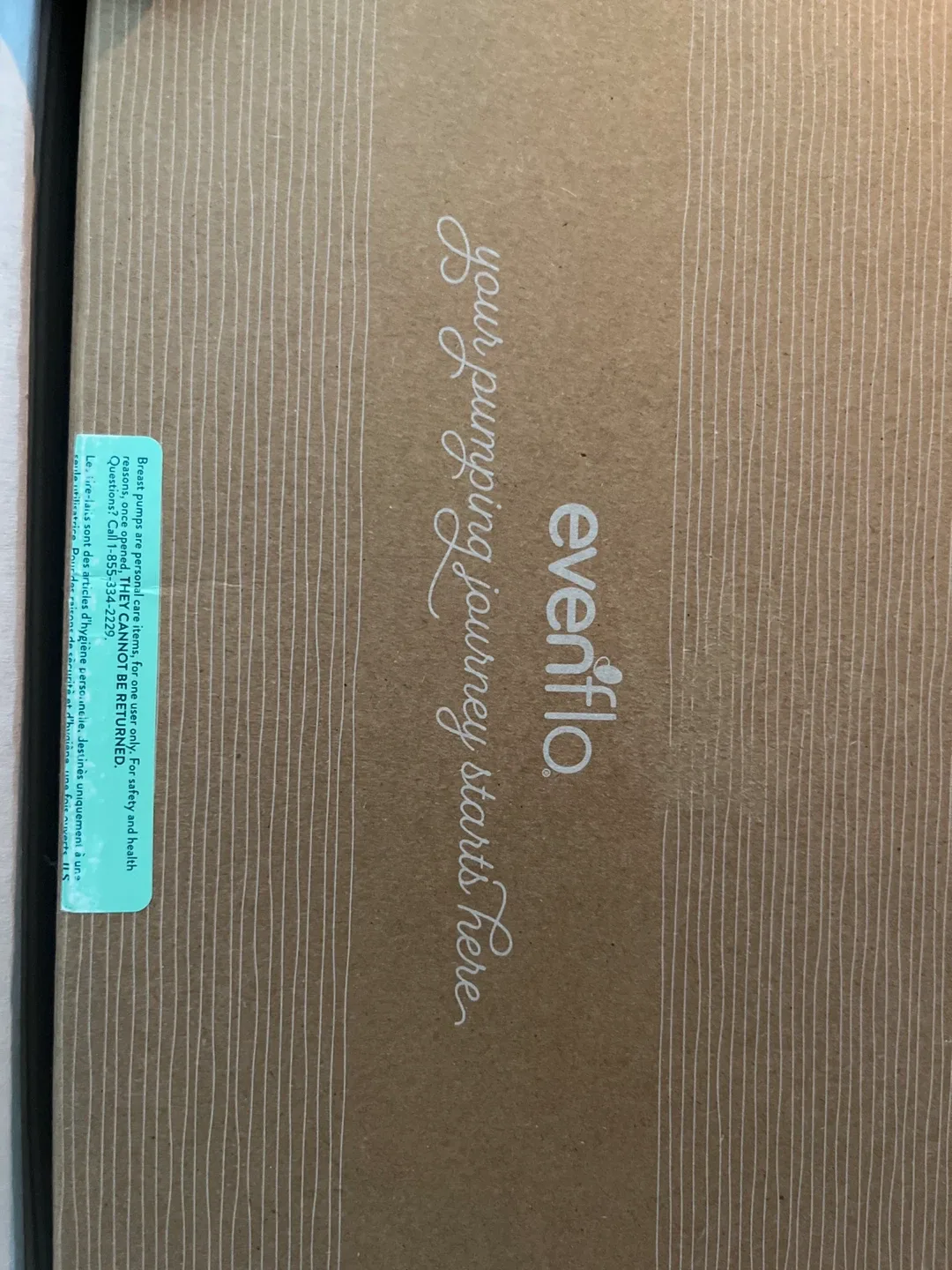 Evenflo Breast Pump with Accessories - photo 2
