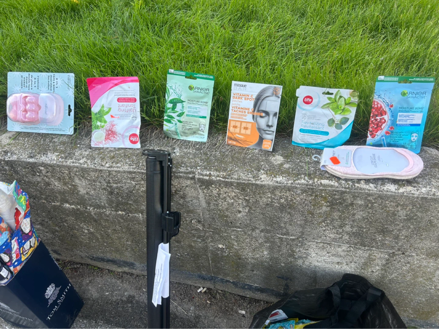 Yard sale. - photo 4