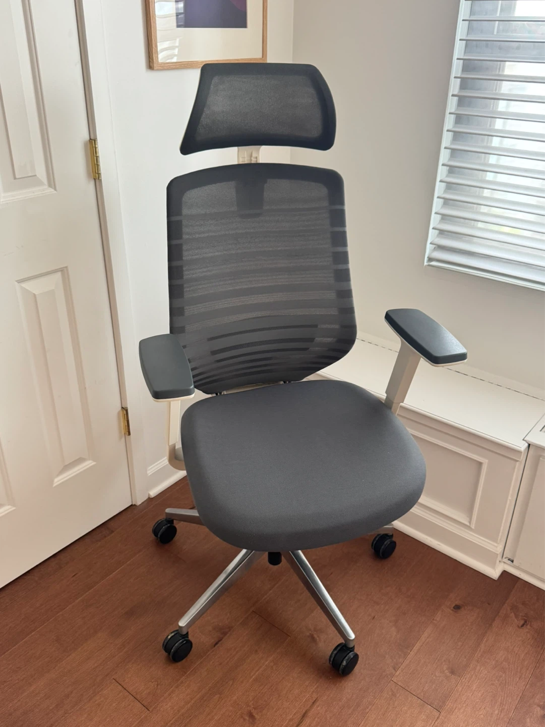 Branch Ergonomic Chair with Headrest - Graphite & White