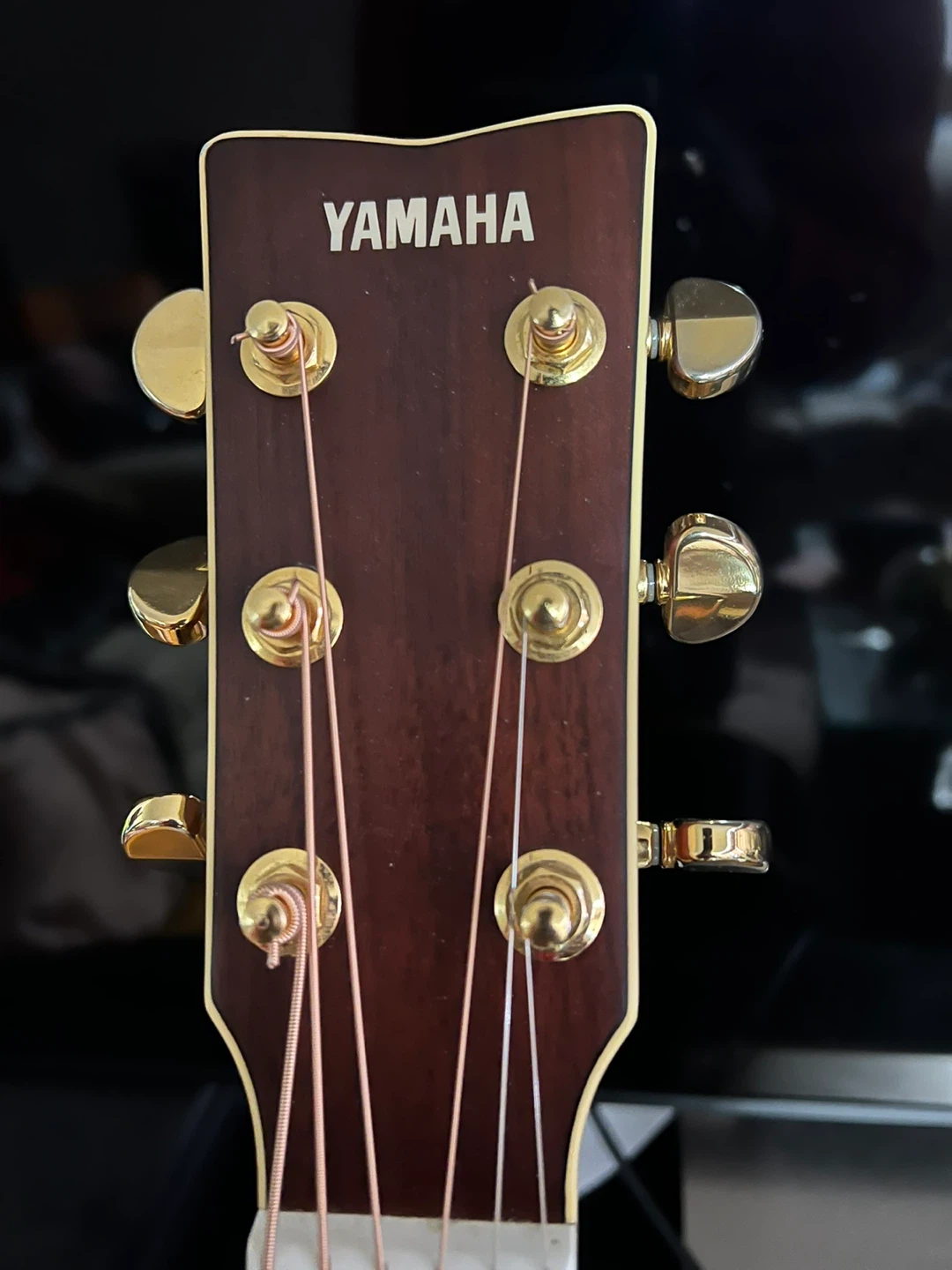 Yamaha Electric Acoustic Guitar LL6  with Gig Bag