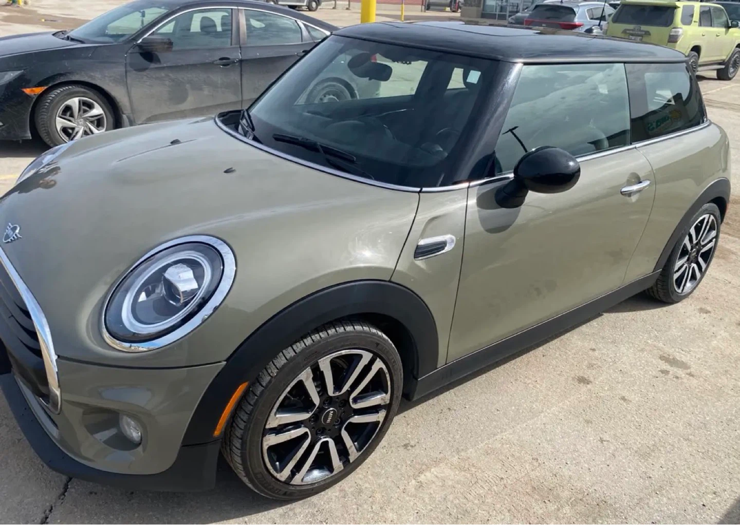 Mini Cooper 2 Door Hatchback