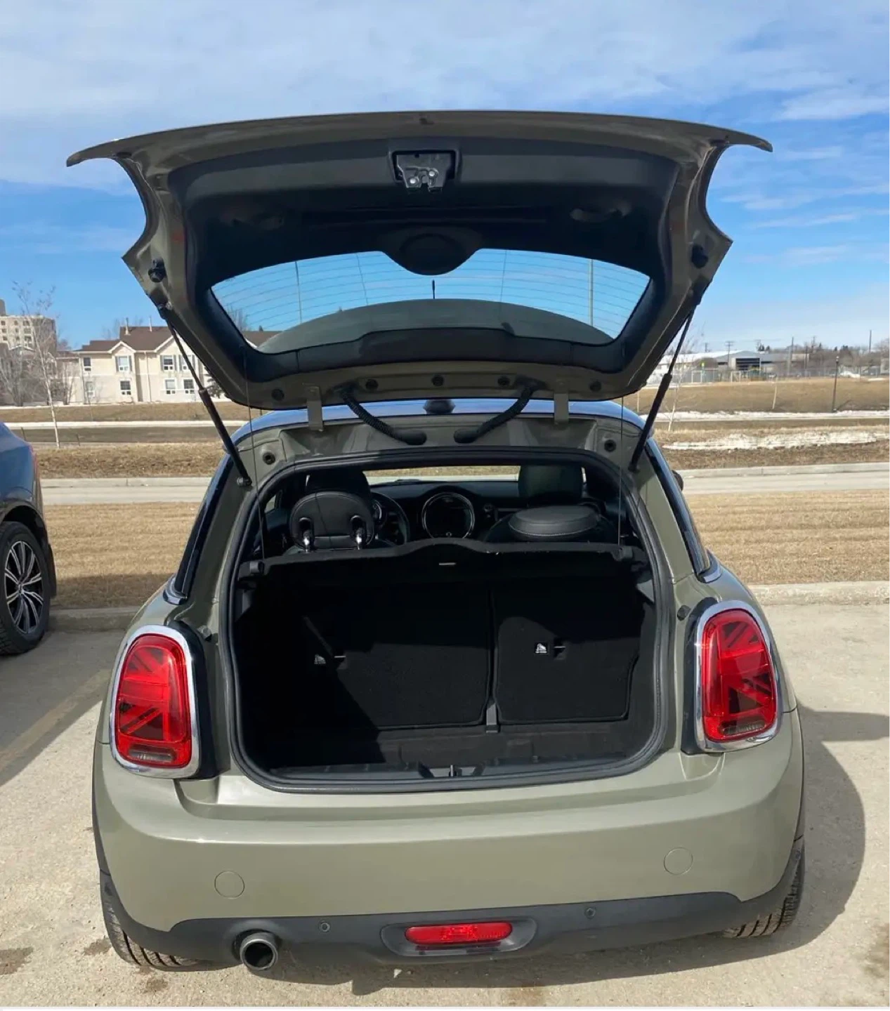 Mini Cooper 2 Door Hatchback - photo 2