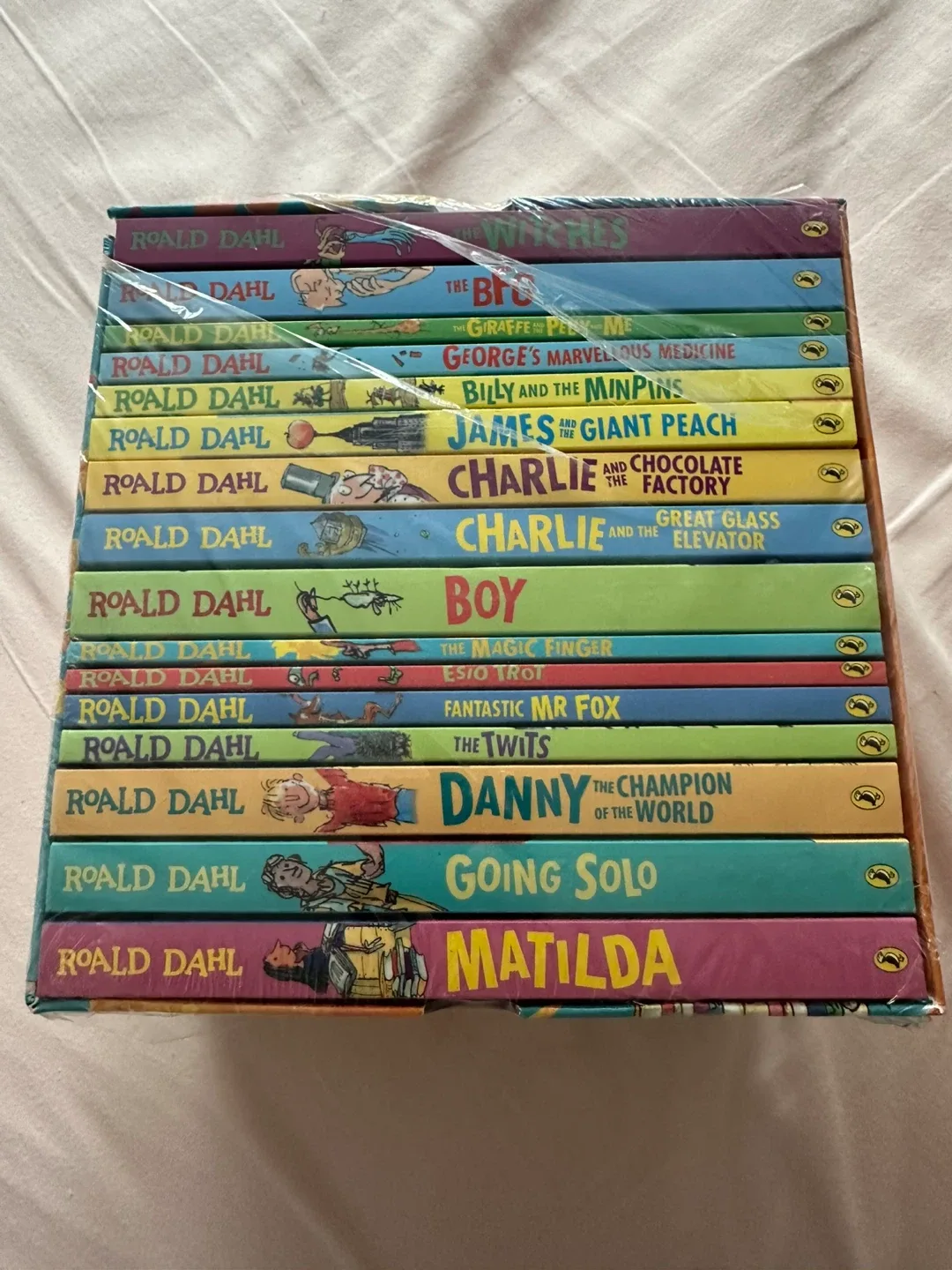 Roald Dahl Collection 16 Fantastic Stories - photo 3