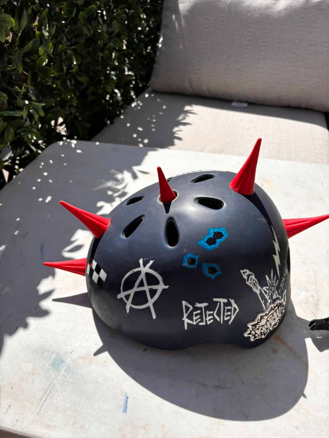 Kids' Spiked Bike Helmet - Size M - photo 2