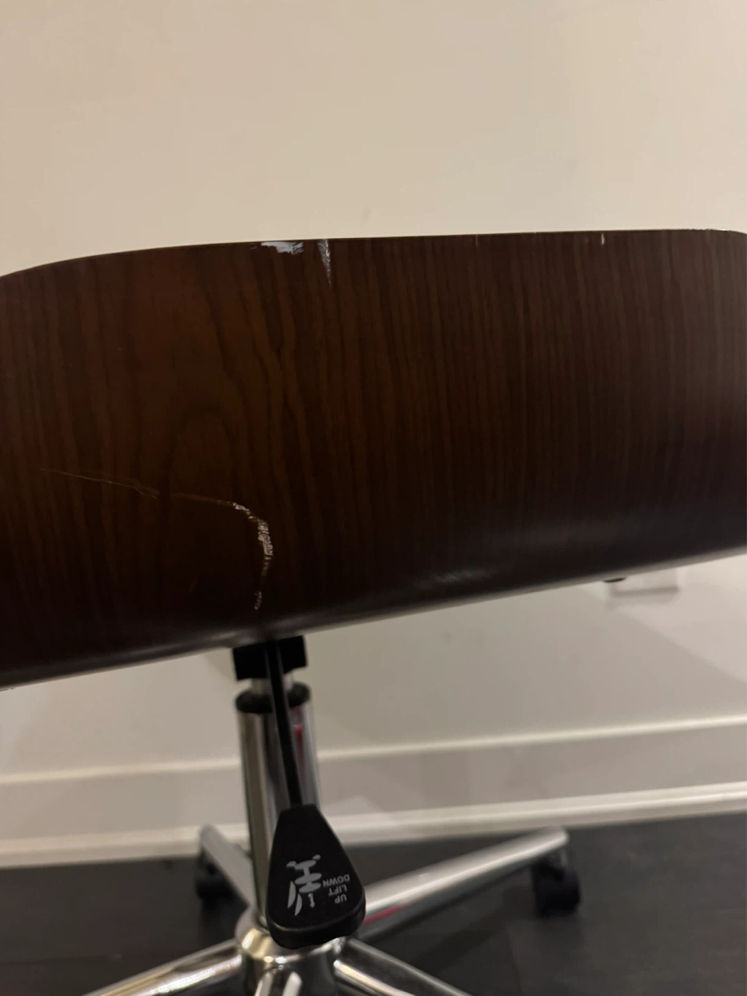 Office Chair - Cream and Wood Finish - photo 5