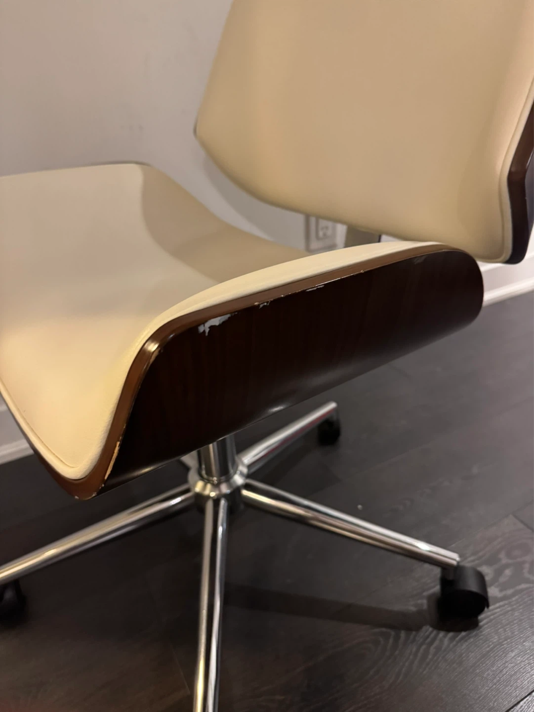 Office Chair - Cream and Wood Finish - photo 4