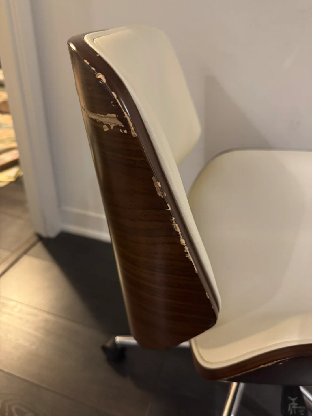 Office Chair - Cream and Wood Finish - photo 2