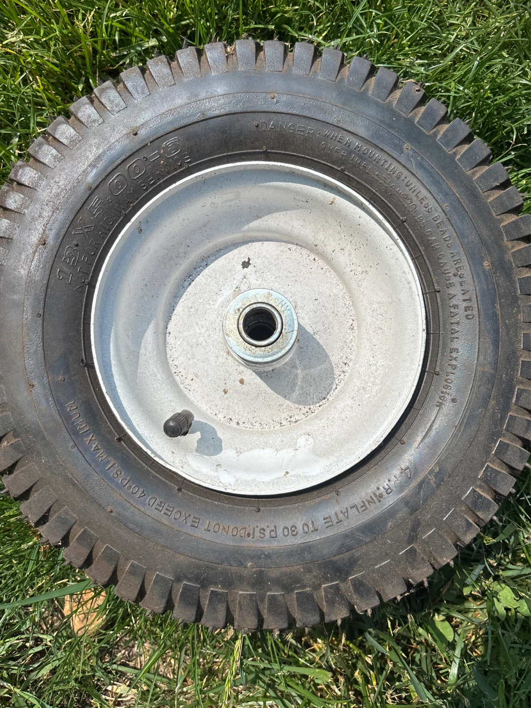Lawn Mower Wheel 13x4.00-6
