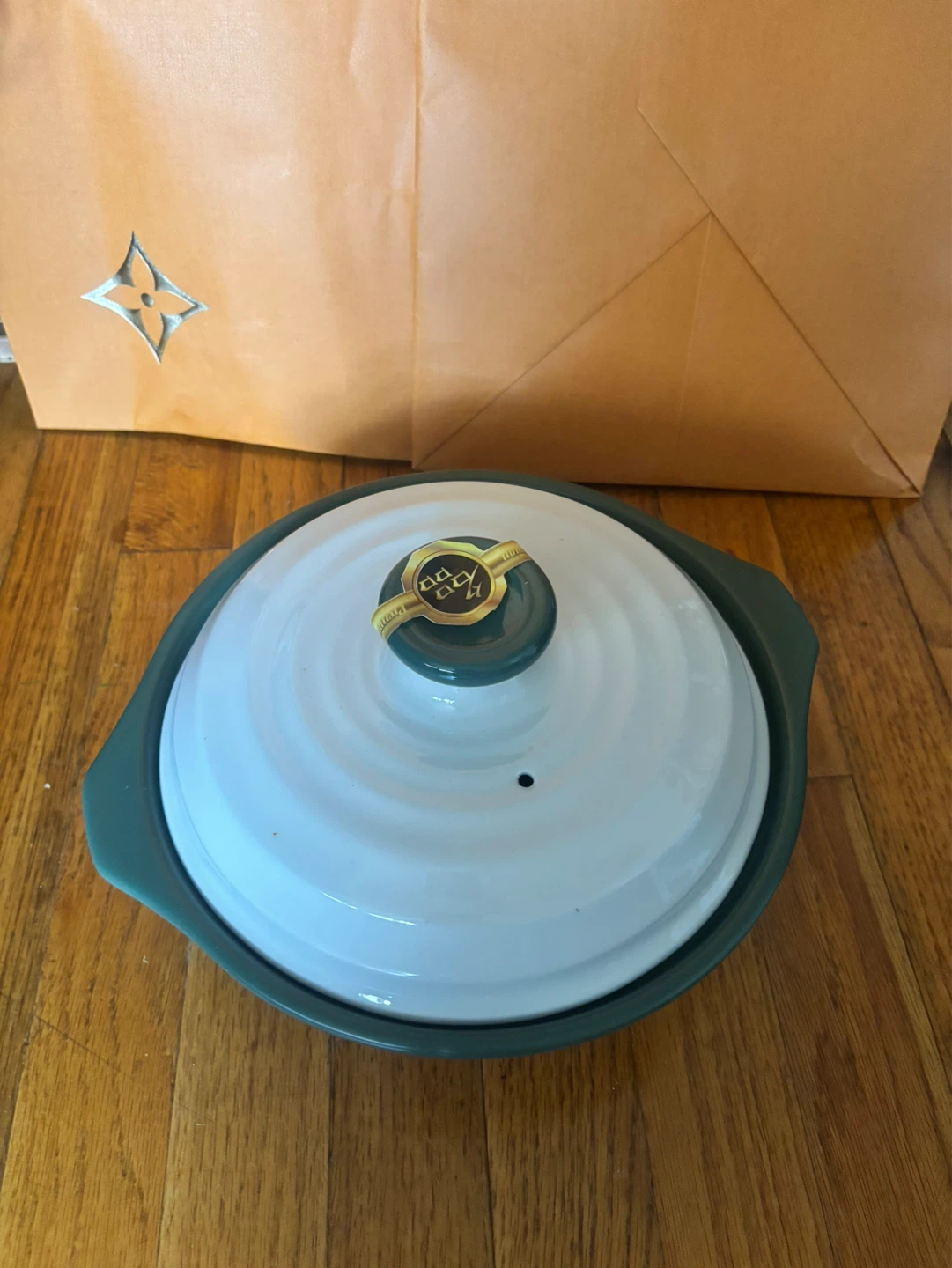 Adora Heat Resistant Pot - photo 4