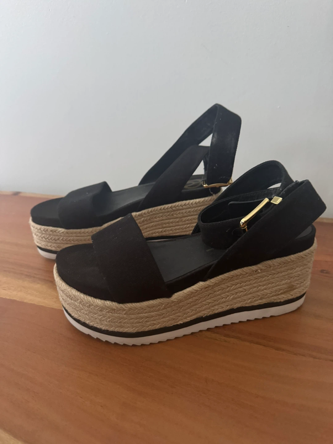 Black Platform Sandals - The Wishbone Collection - photo 3