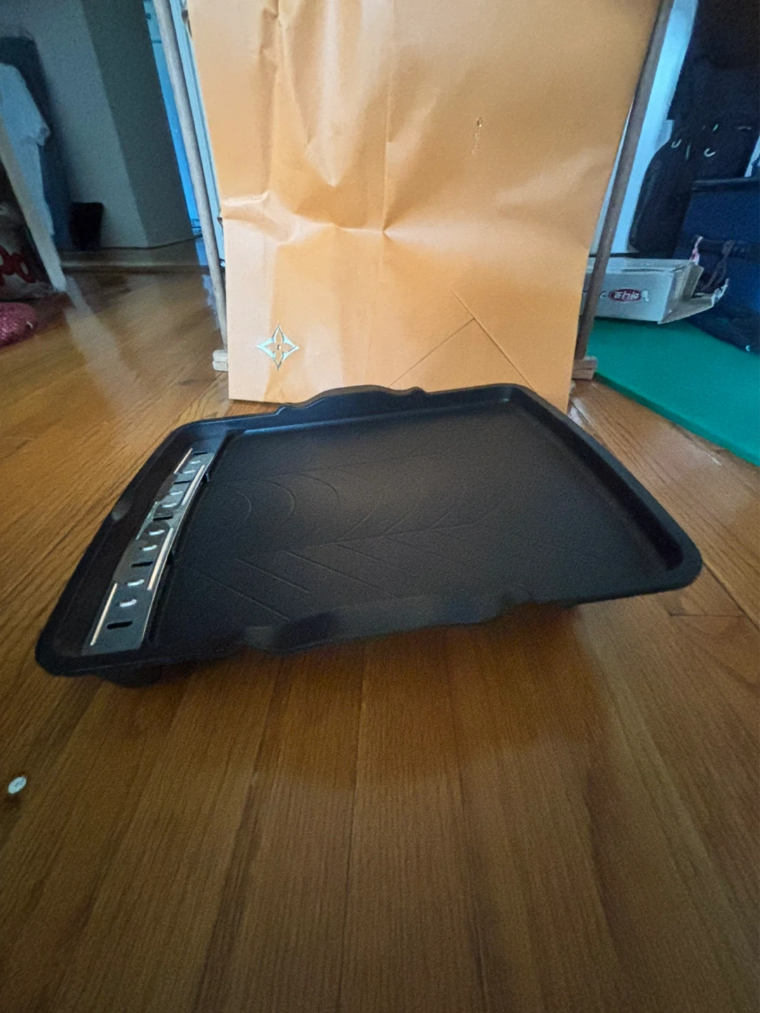 Hana Grill Pan with Drippings Catcher - photo 3