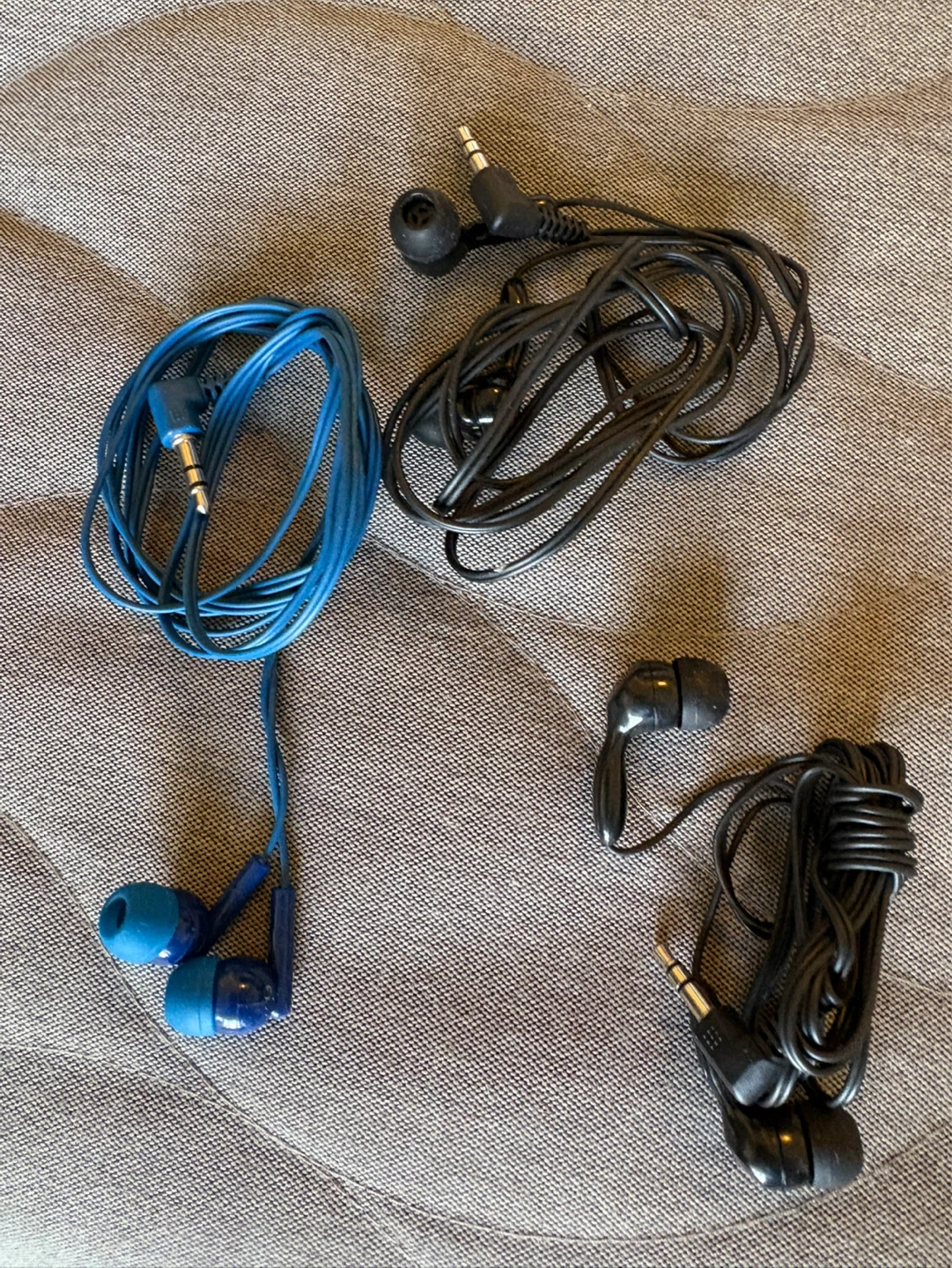 Earbuds