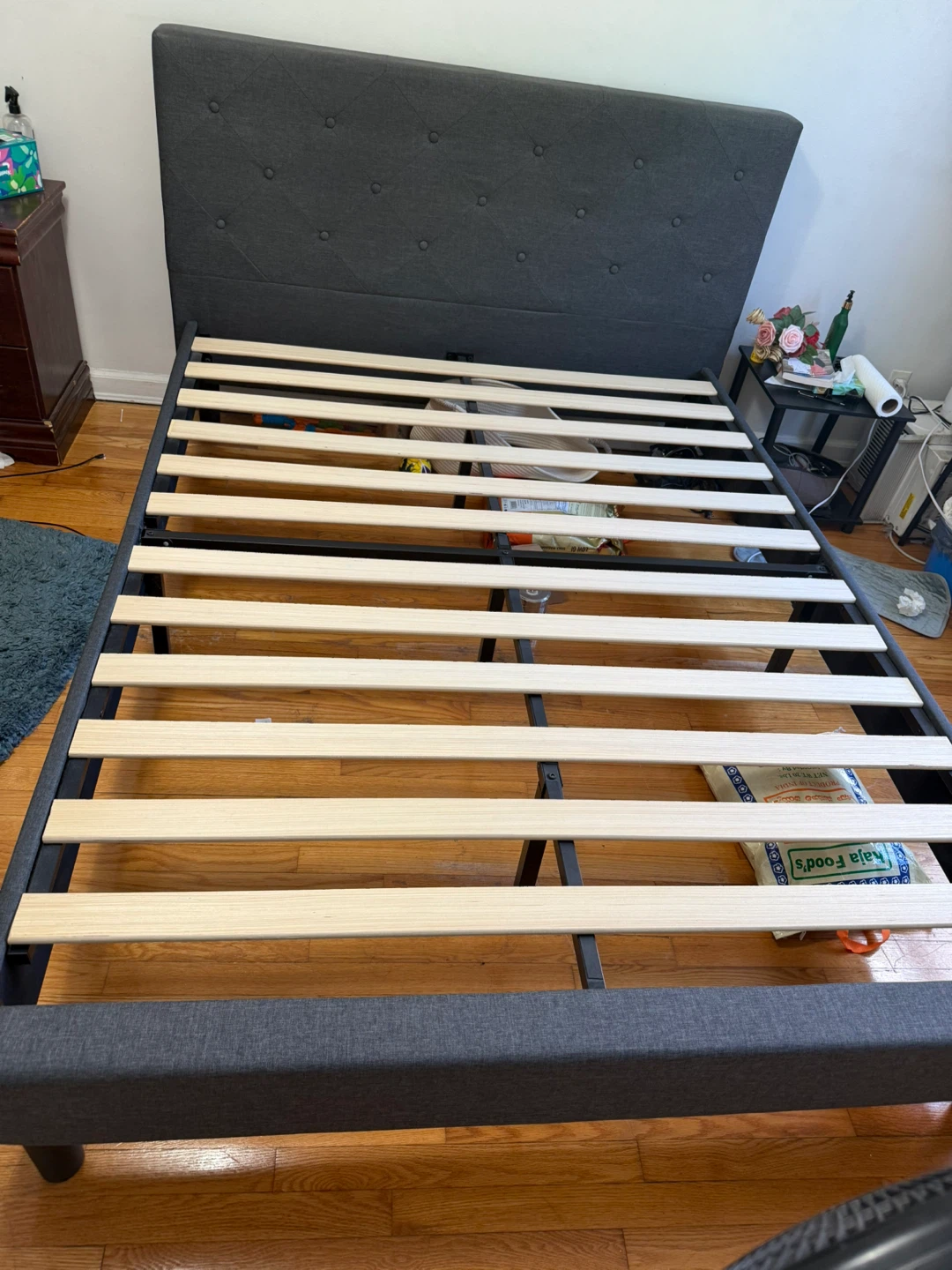 Dark Gray Upholstered Tufted Headboard Bed Frame