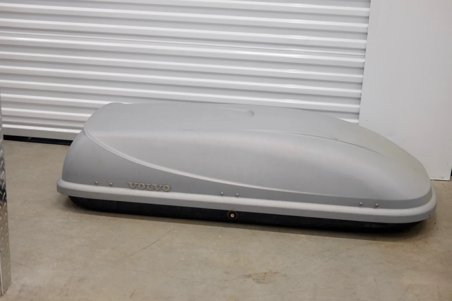 Thule Volvo Roof Cargo Box - photo 3