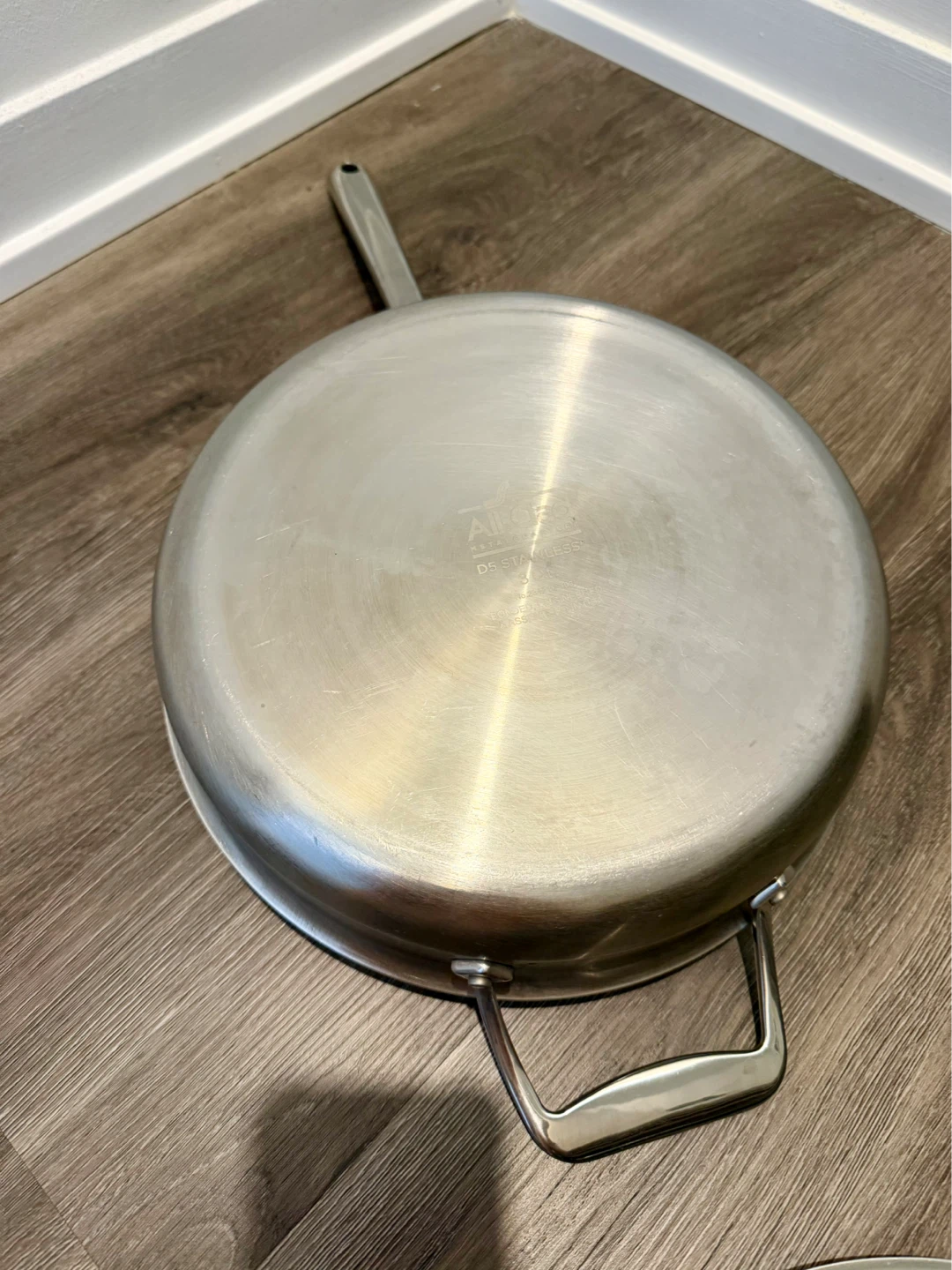 All-Clad D5 Stainless-Steel Saute Pan 3qt - Like New - photo 3