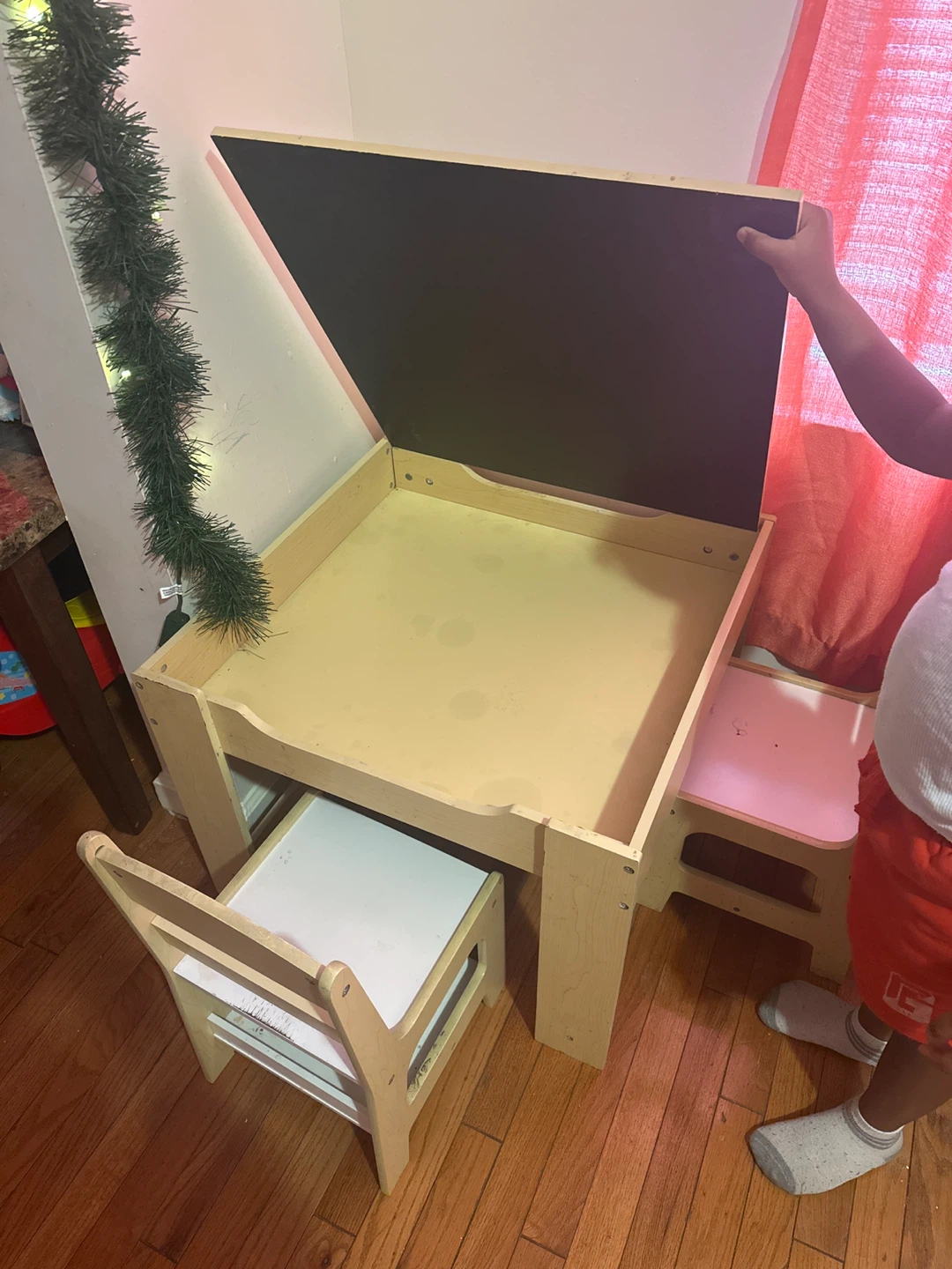 Kids Table and Chairs Set - photo 2