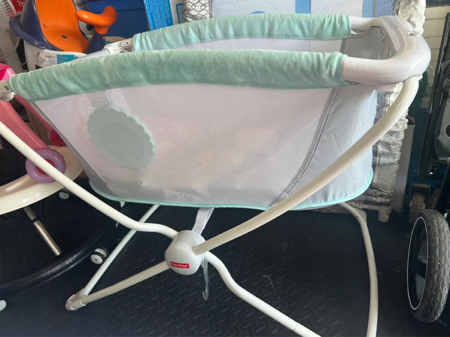 Fisher-Price Rock 'n Play Sleeper