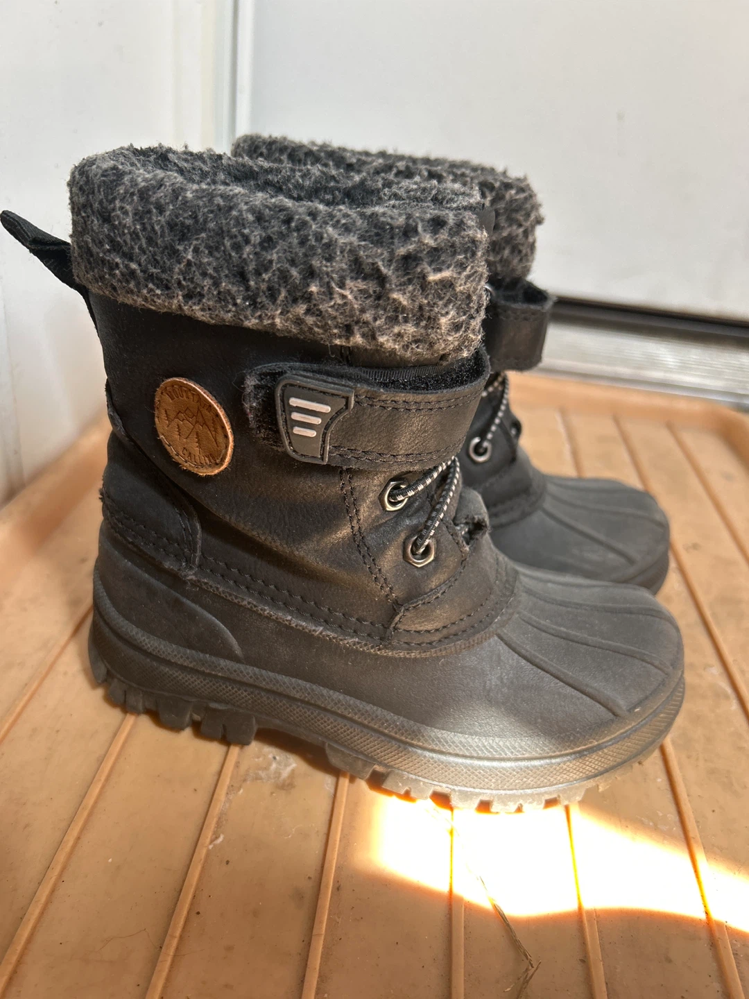 Joe Fresh Kids Winter Boots Size 9