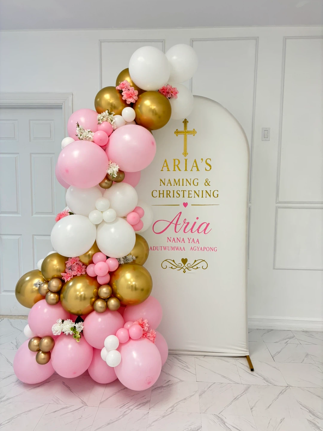Custom balloon decor
