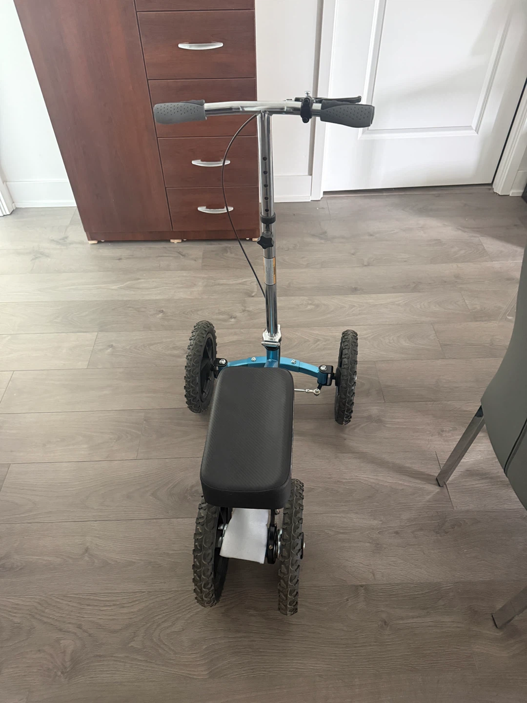 Knee Rover All-Terrain Knee Scooter Walker