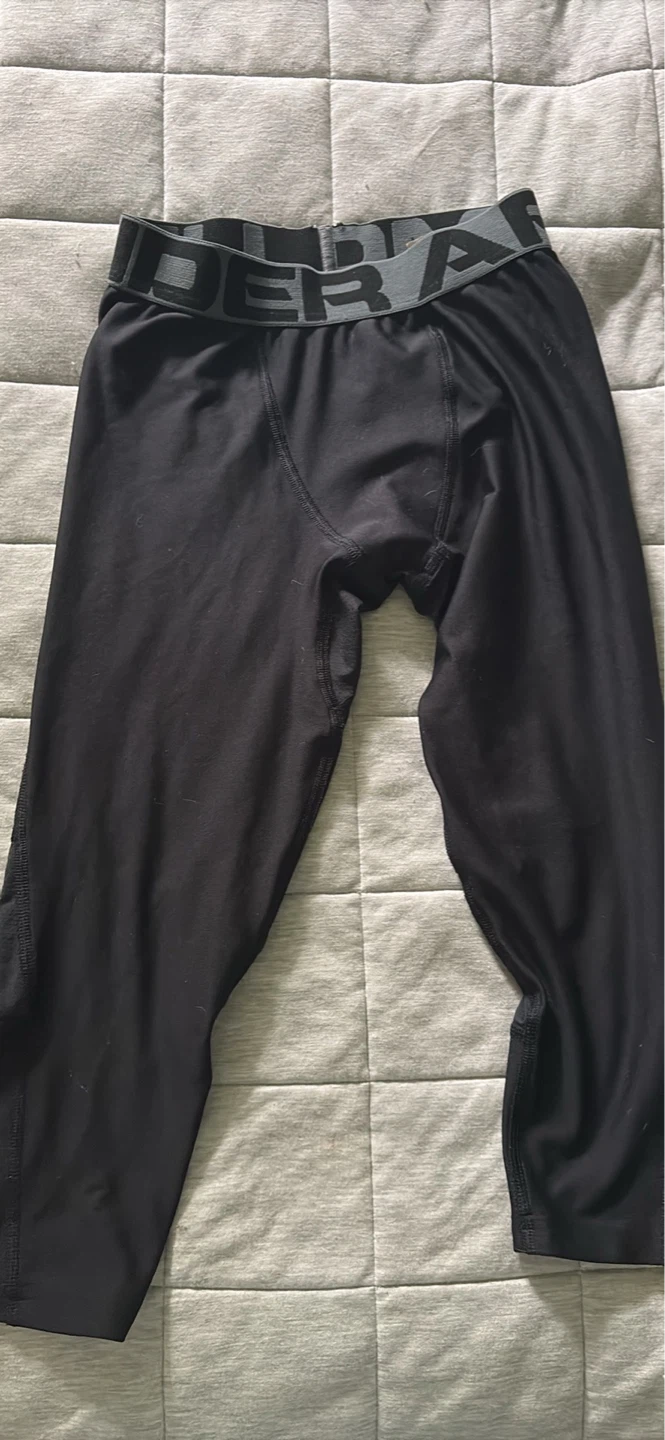 Under Armour Black Compression Leggings
