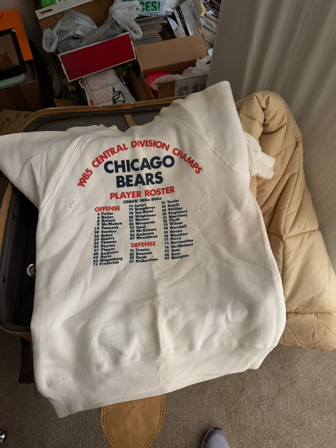1985 Chicago Bears Super Bowl Bound Player Roster Sweatshirt - photo 2
