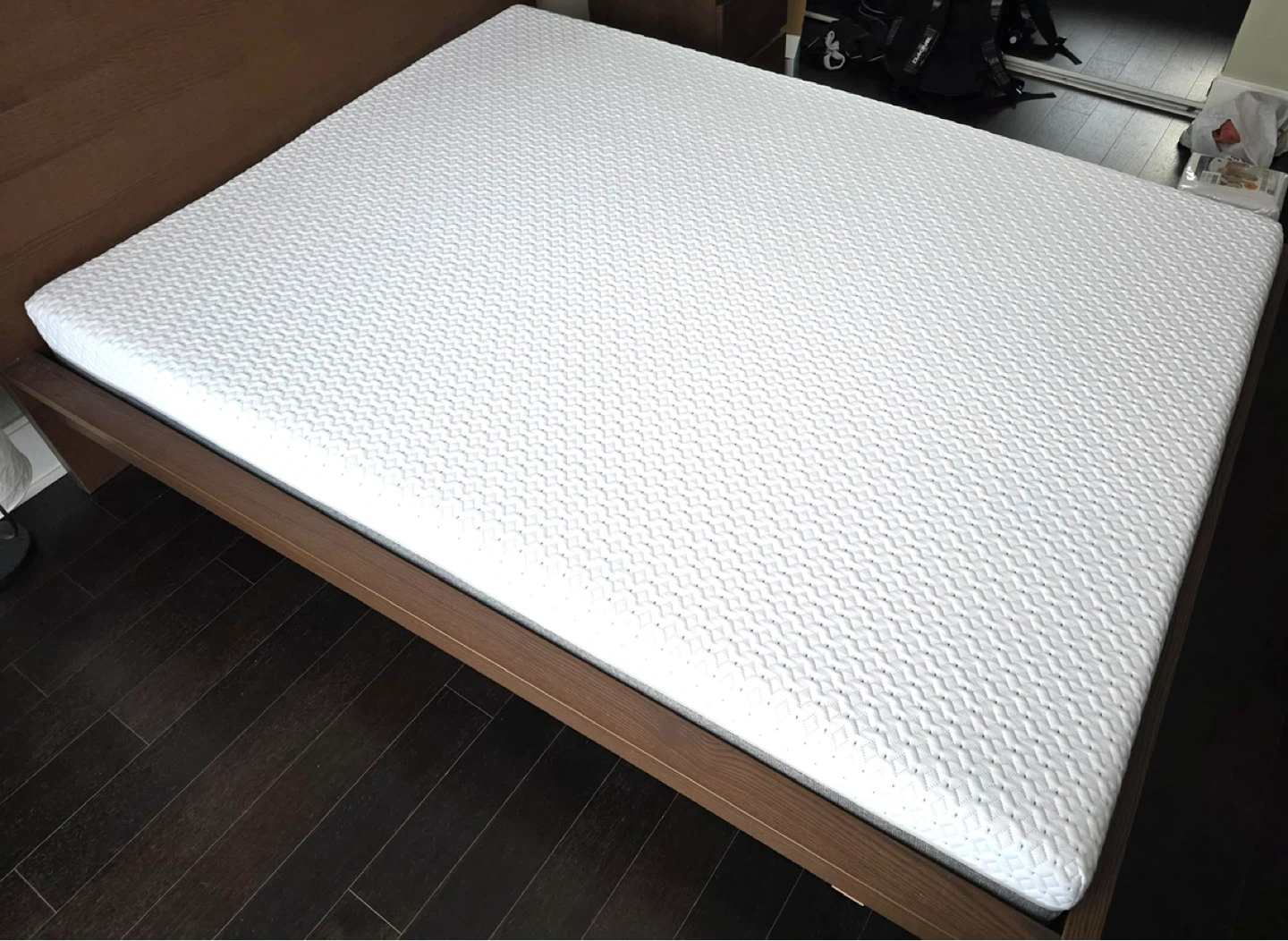 Relocation sale: Entire bed set (ENDY mattress and MALM beds)