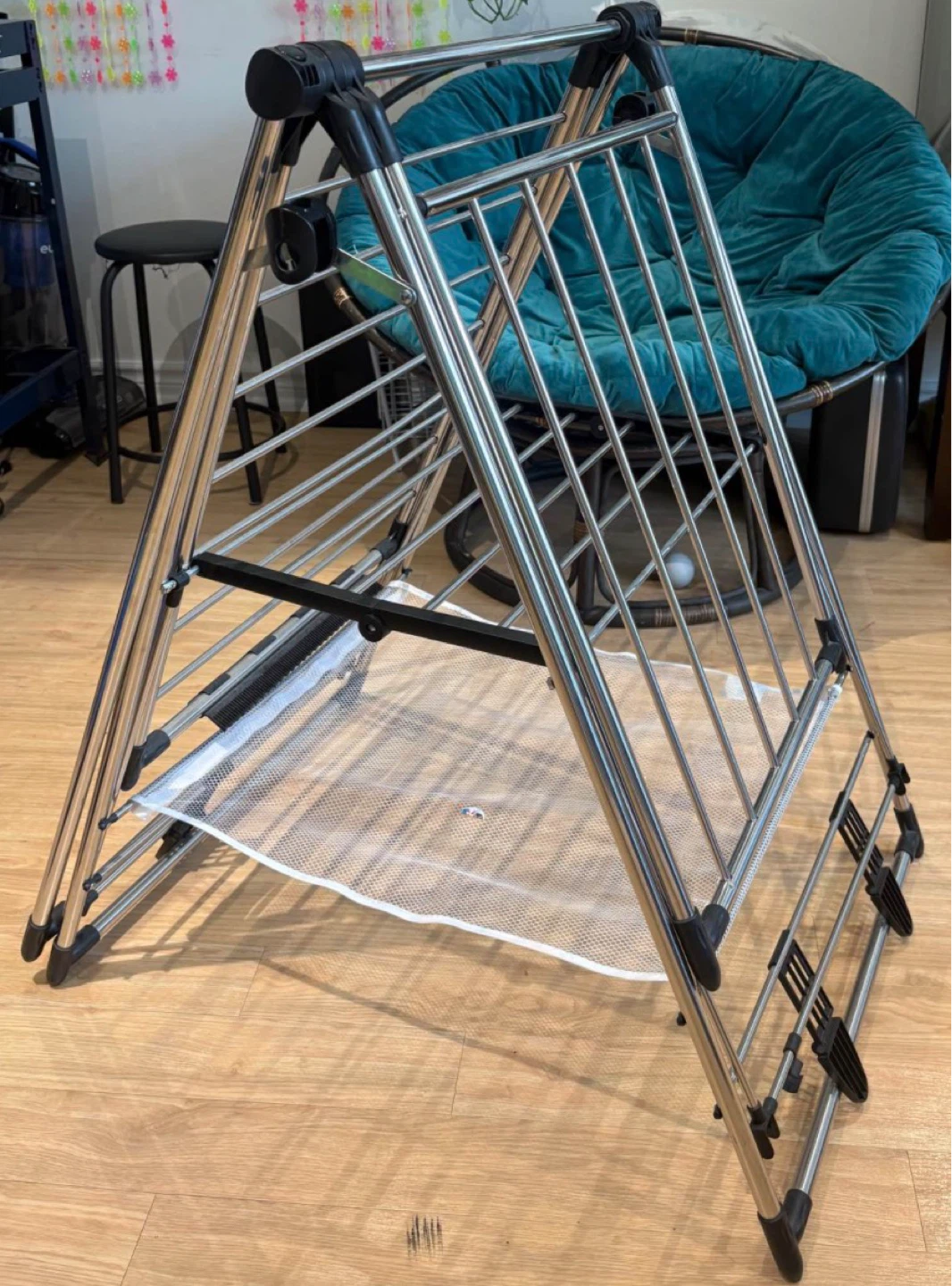 FOLDABLE CLOTHES DRYING RACK with top hanging bar - photo 3