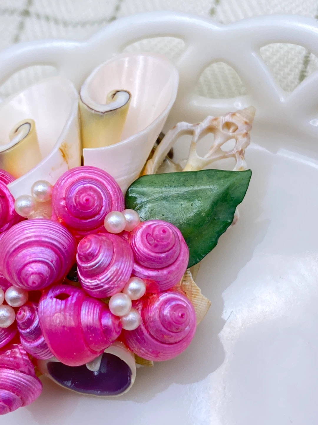 Handmade Seashell Brooch with Pearls - photo 4