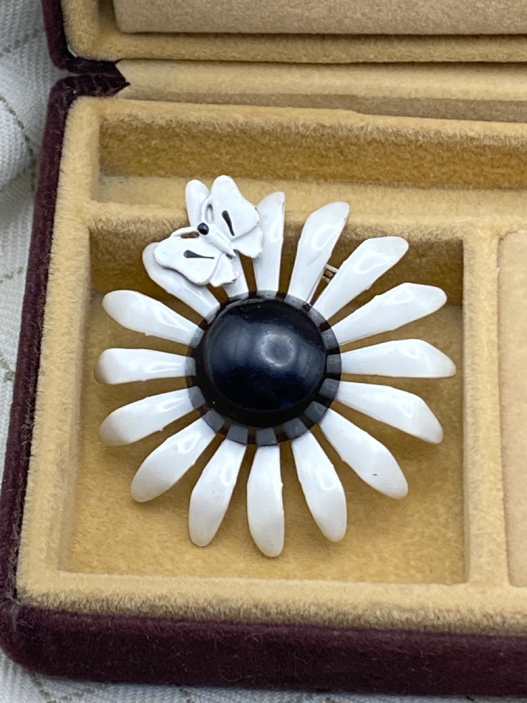Vintage Daisy and Butterfly Brooch