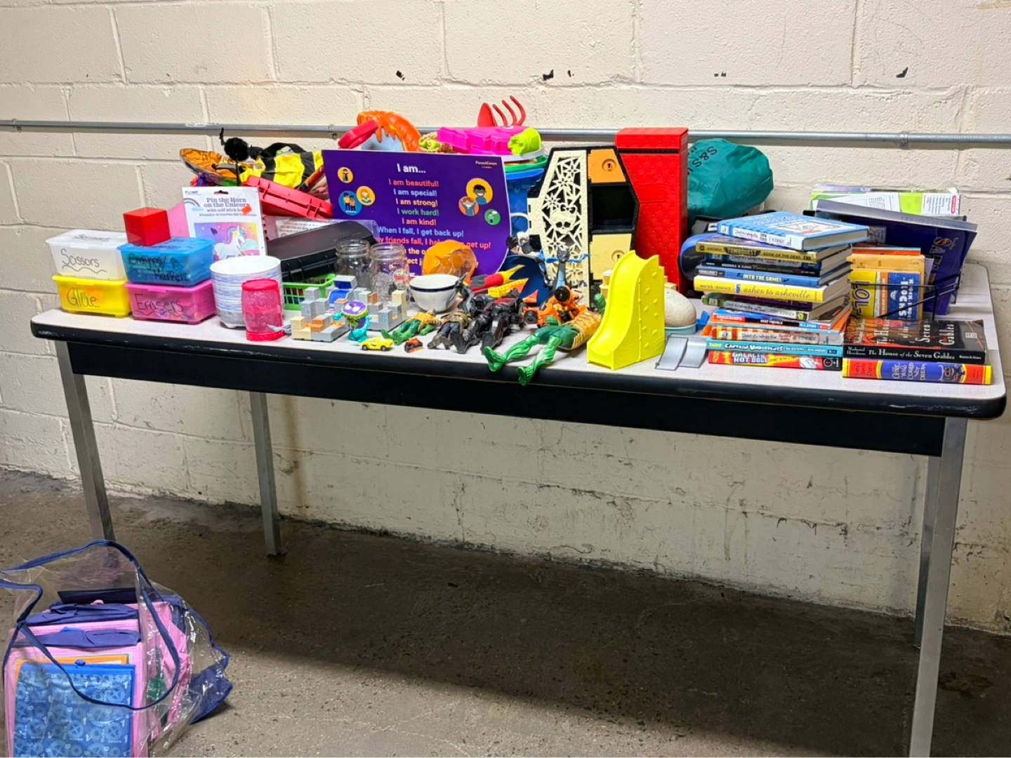 Assorted Toys, Books, and Art Supplies Bundle - photo 2