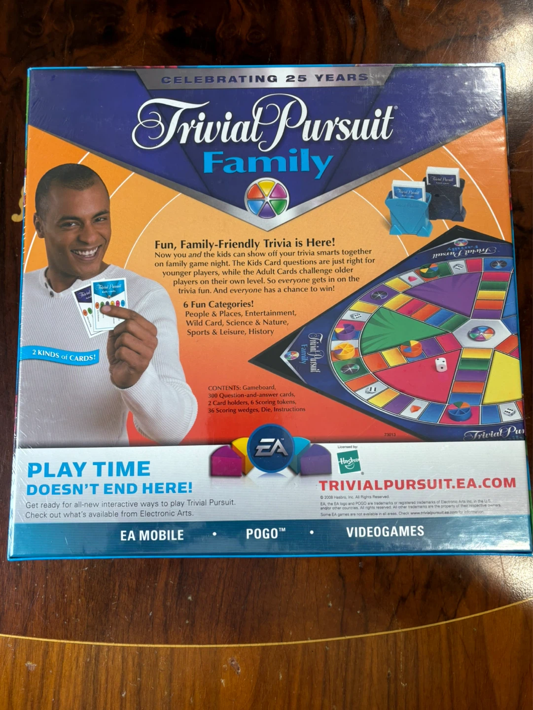 Trivial Pursuit Family Edition Board Game - photo 2