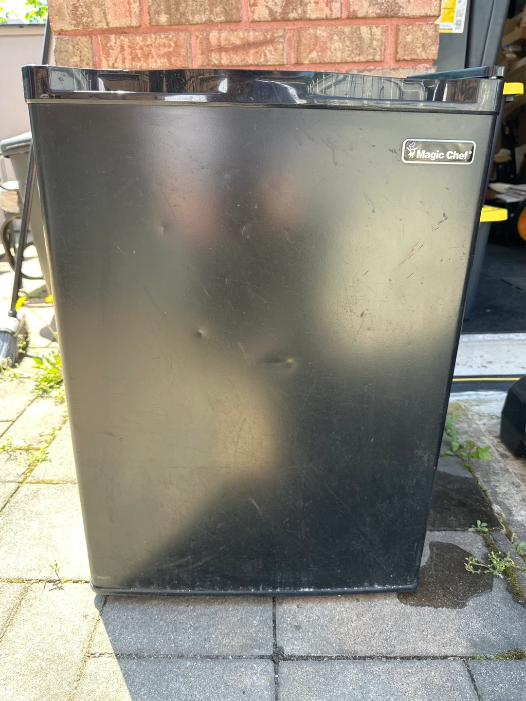 Magic Chef Mini Fridge