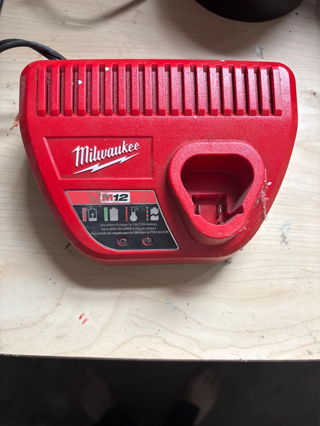 Milwaukee M12 Battery Charger