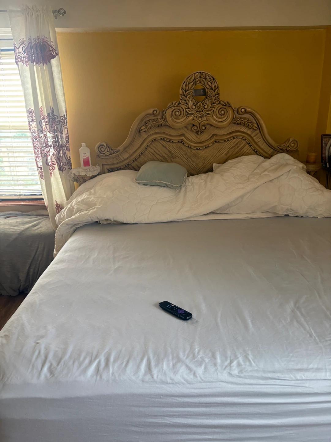 King size solid wood headboard and mattress - photo 4
