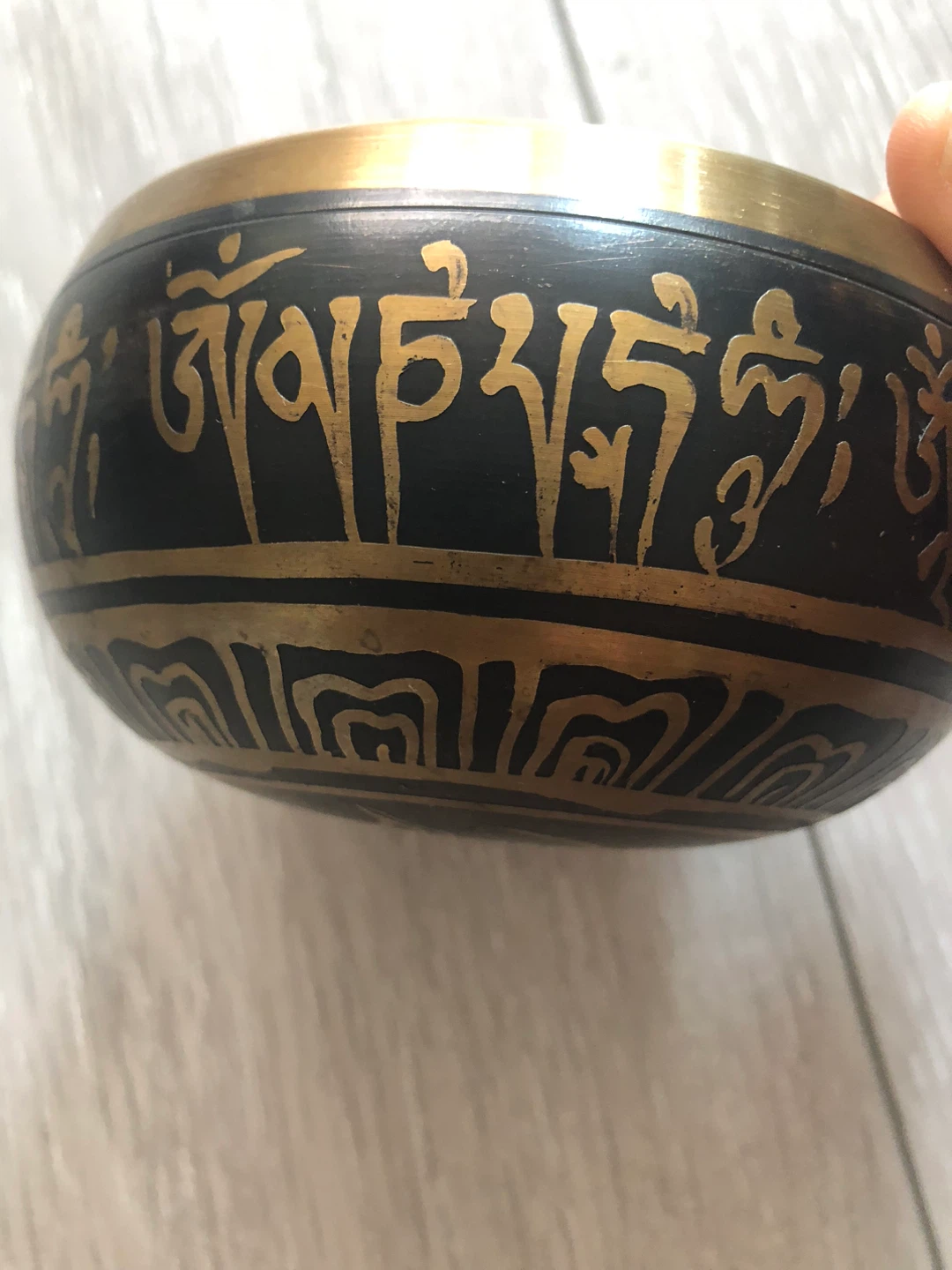 Tibetan Singing Bowl with Wooden Striker - photo 2