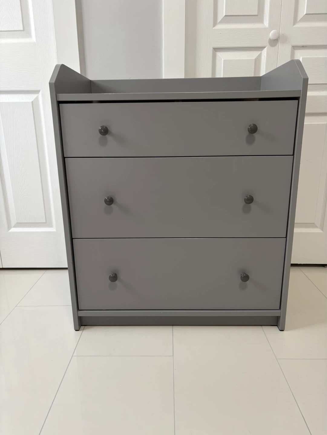 Grey 3-Drawer Chest