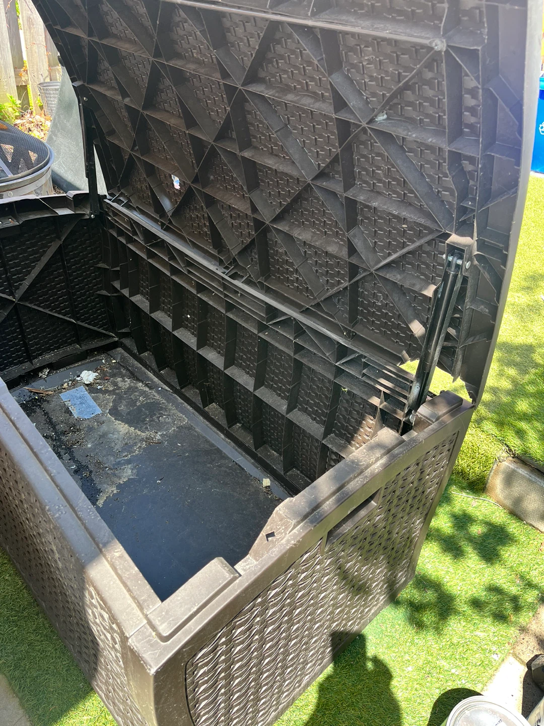 Brown Wicker Patio Storage Box - photo 3