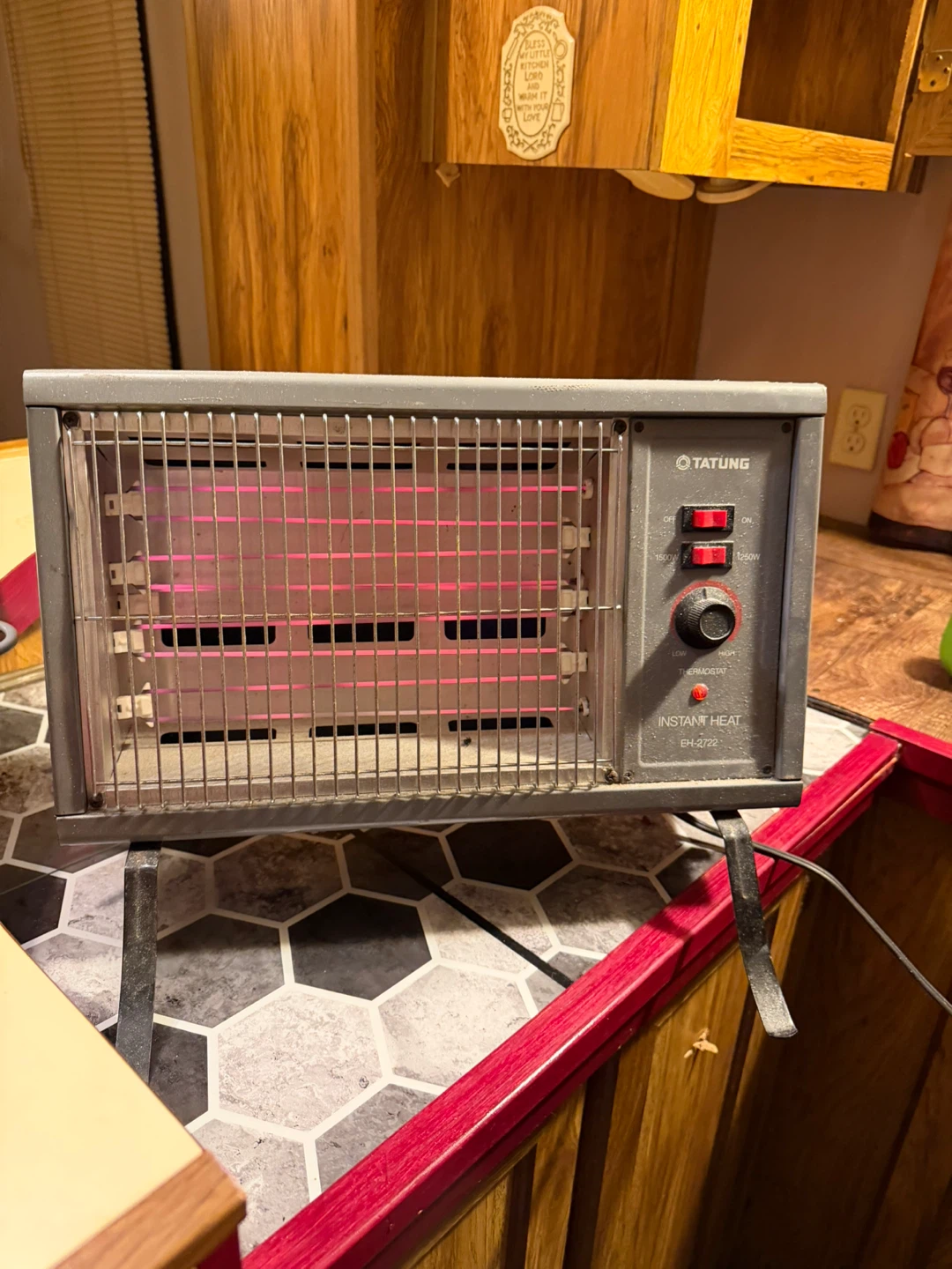 Tatung Instant Heat EH-2722 Electric Heater
